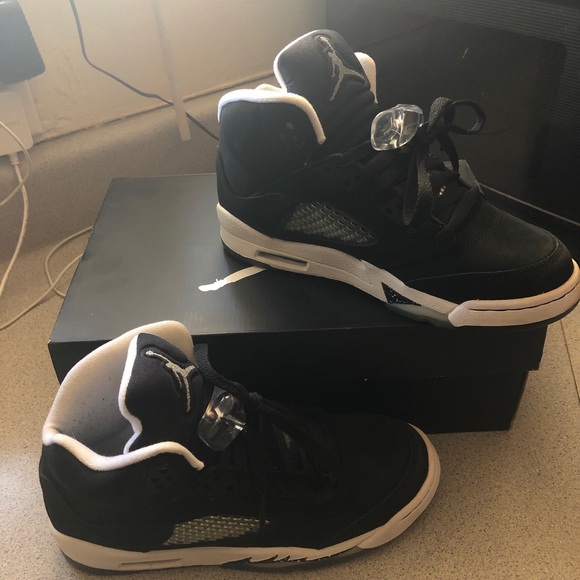 Jordan 5 Retro Cool Grey White (Oreo) - Picture 2 of 5